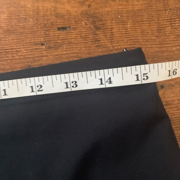 EP Pro Tour Black White Hem Trim Golf Skort Skirt 17 in  Sz 8 - Picture 6 of 8